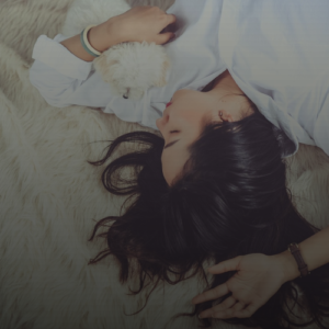 잠 잘오는 줄 알았는데…숙면 방해하는 ‘이 습관’ 당장 멈추세요!